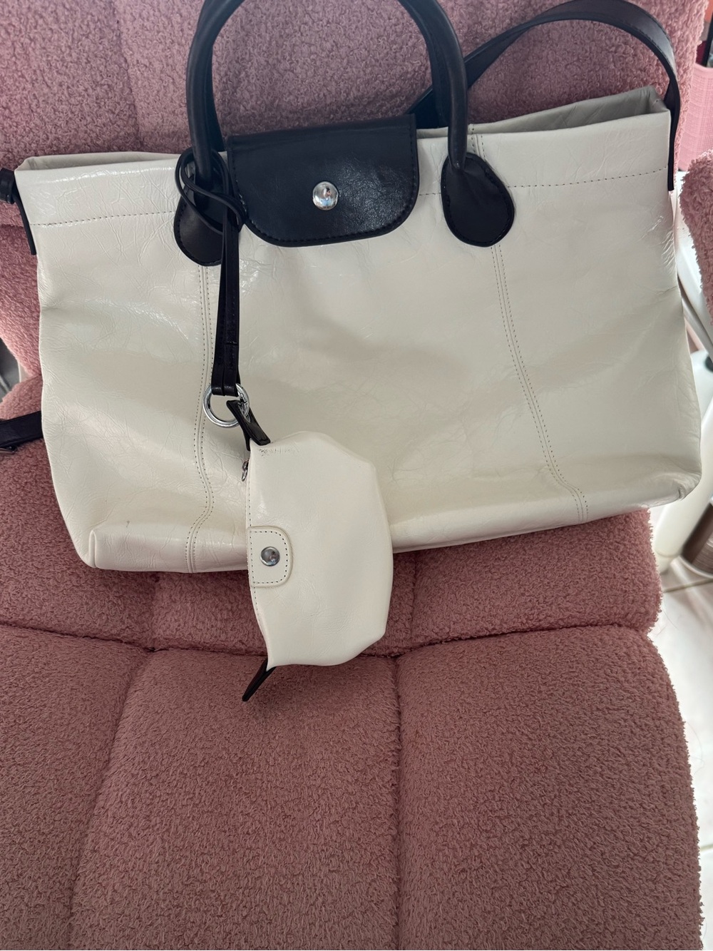 White and Black Two-Tone Tote Bag with Coin Pouch leather
